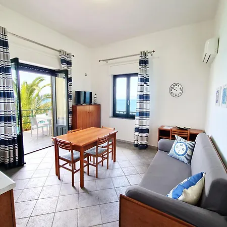 Aparthotel Anita 4*