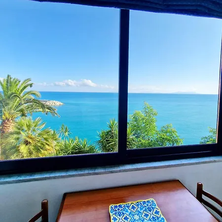 Anita Aparthotel 4*