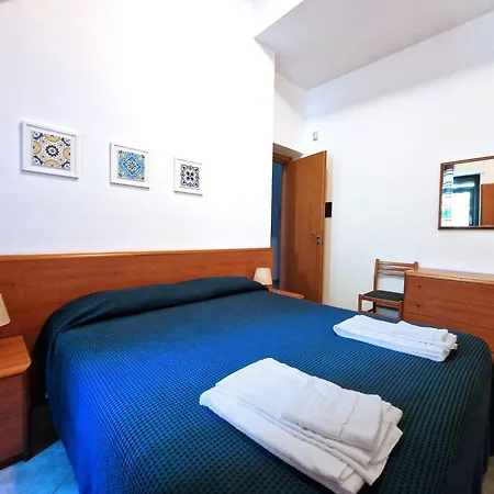 Anita Aparthotel Capo dʼOrlando