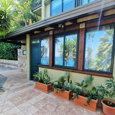 Aparthotel Villa Anita Apartments