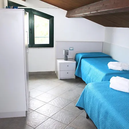 Villa Anita Apartments Aparthotel 4*