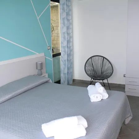Villa Anita Apartments 4*