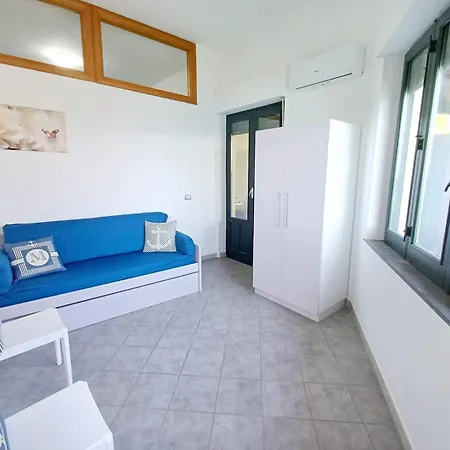 Villa Anita Apartments Aparthotel 4*