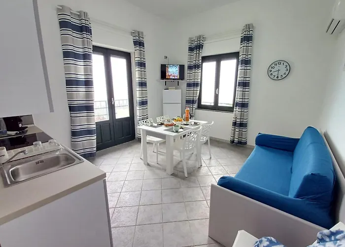 Aparthotel Anita 4*