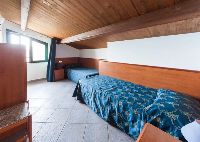Anita Aparthotel 4*